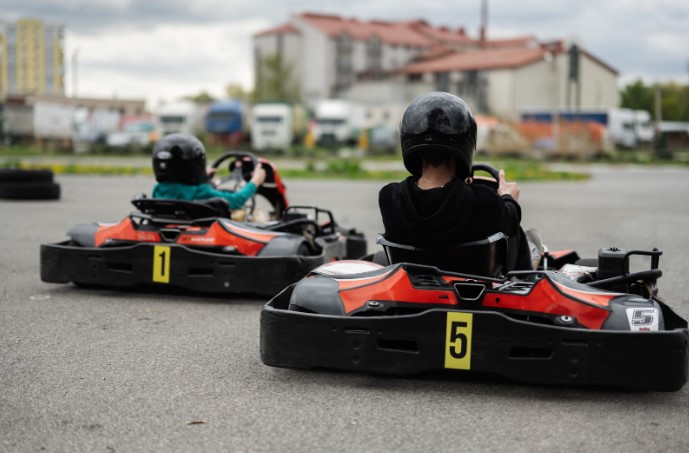 Яка вага потрібна для картингу